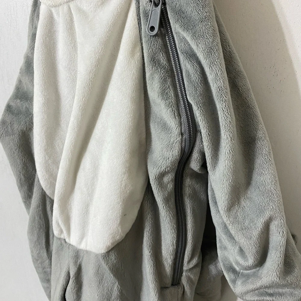 Shark Hooded Costume Boys Girls Toddler Plush Gray Jumpsuit one piece. M-21